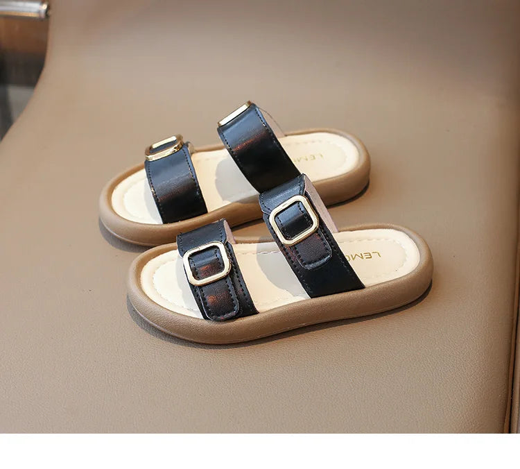 New Summer Slippers Boy Fashion Thick Bottom Flip Flops for Children Cut-outs Girls Beach Shoes