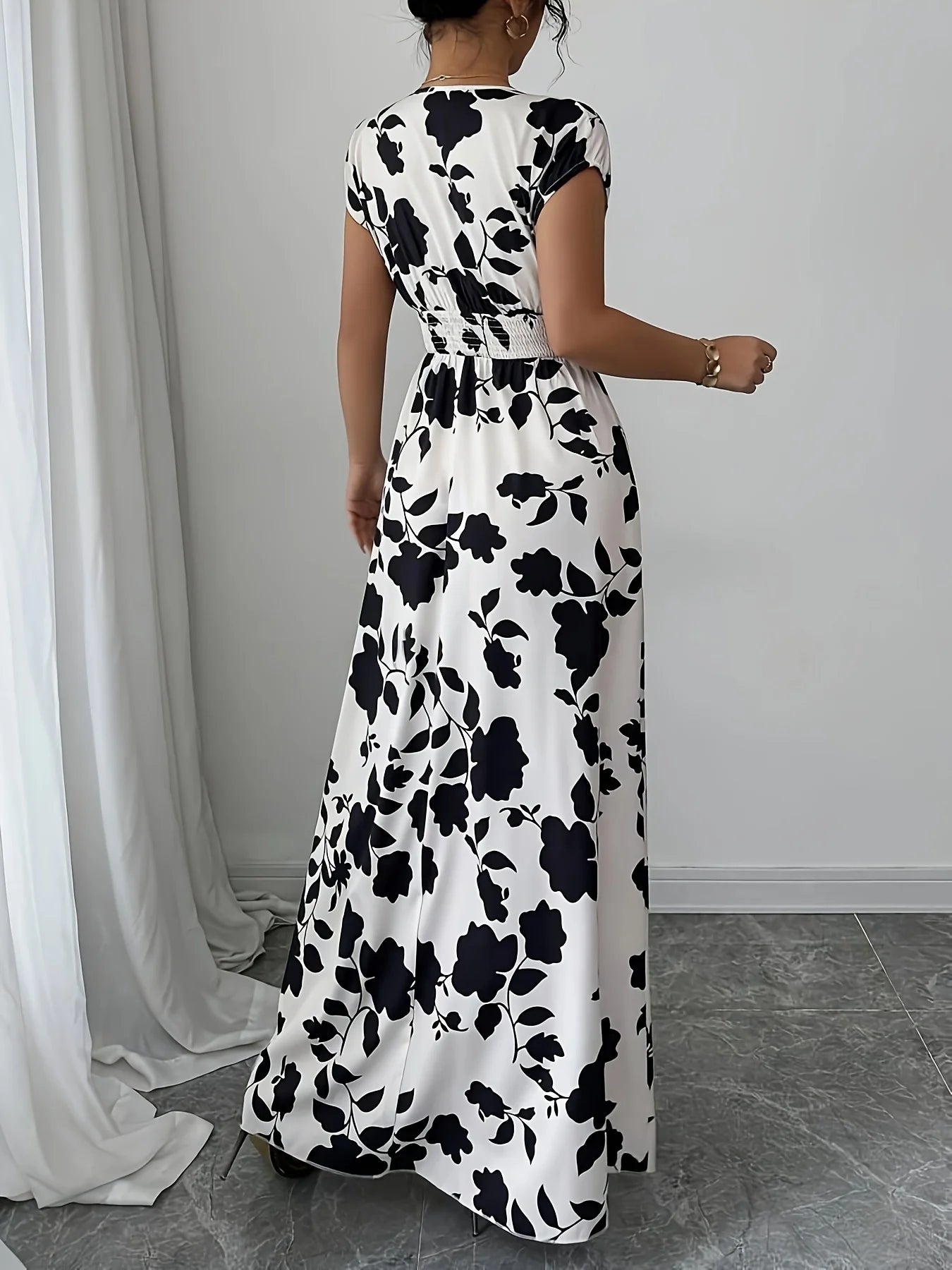 Ladies' Elegant Black and White Floral Print V-Neck Elastic Drawstring Waist Cinching A-Line Vacation Dress