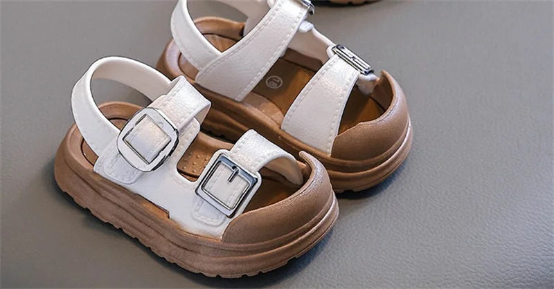 Fashion Solid Korean Kid Sandals Summer New Versatile Anti Slip Soft Bottom Girl Boy Beach Sandal Kindergarten Anti Kick Sandals