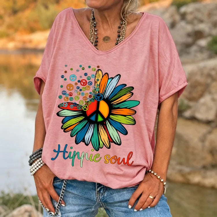 Ilstile Women's Hippie Soul Peace Daisy T-Shirt Retro Boho Flower Print V-Neck Short Sleeve Loose Fit Casual Summer Top