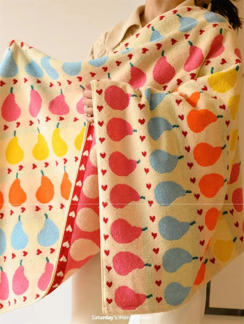 Cute Graffiti  Pears Patter Cotton Soft Face Towel for Kids Absorbent Bath Towel Comfortable Cotton Household Towel Beach Towels