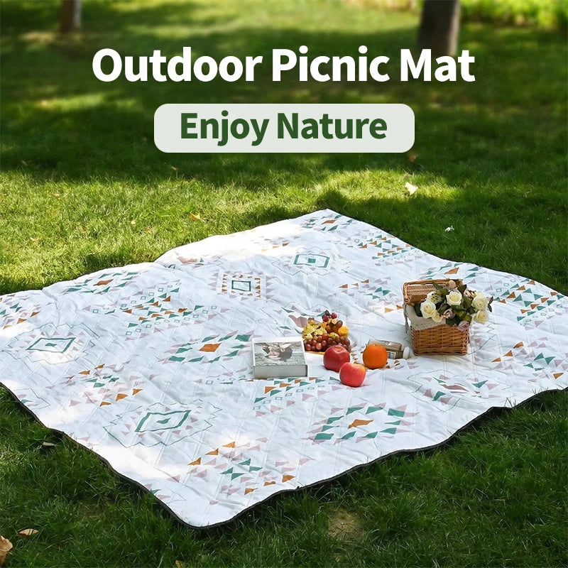 200x300 Outdoor Picnic Mat Lawn Mat Moisture-Proof Camping Mat Large Machine Washable Thickened