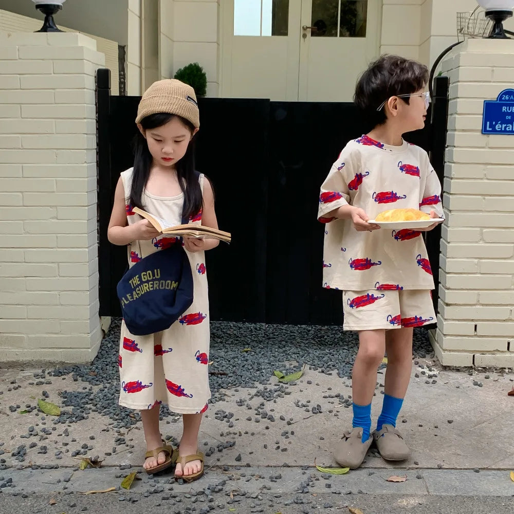 9000 Brother and Sister Clothes Summer New Korean Alphabet Graffiti Girl's Long T-shirt Dress Or Boy's Two Piece Suit