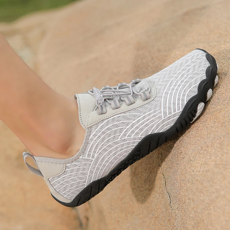 New Summer Swimming Water Shoes Unisex Beach Lightweight Soft Wading Sports Barefoot Upstream Surfing Camping Fishing Sneakers