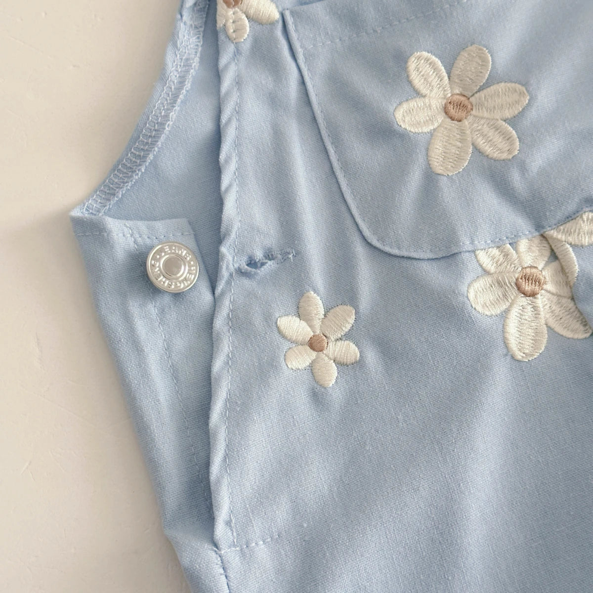Summer Hot Baby Suspender Pants Sleeveless Flower Embroidery Loose Overalls Romper Girls Jumpsuits Boys Clothes with Pockets