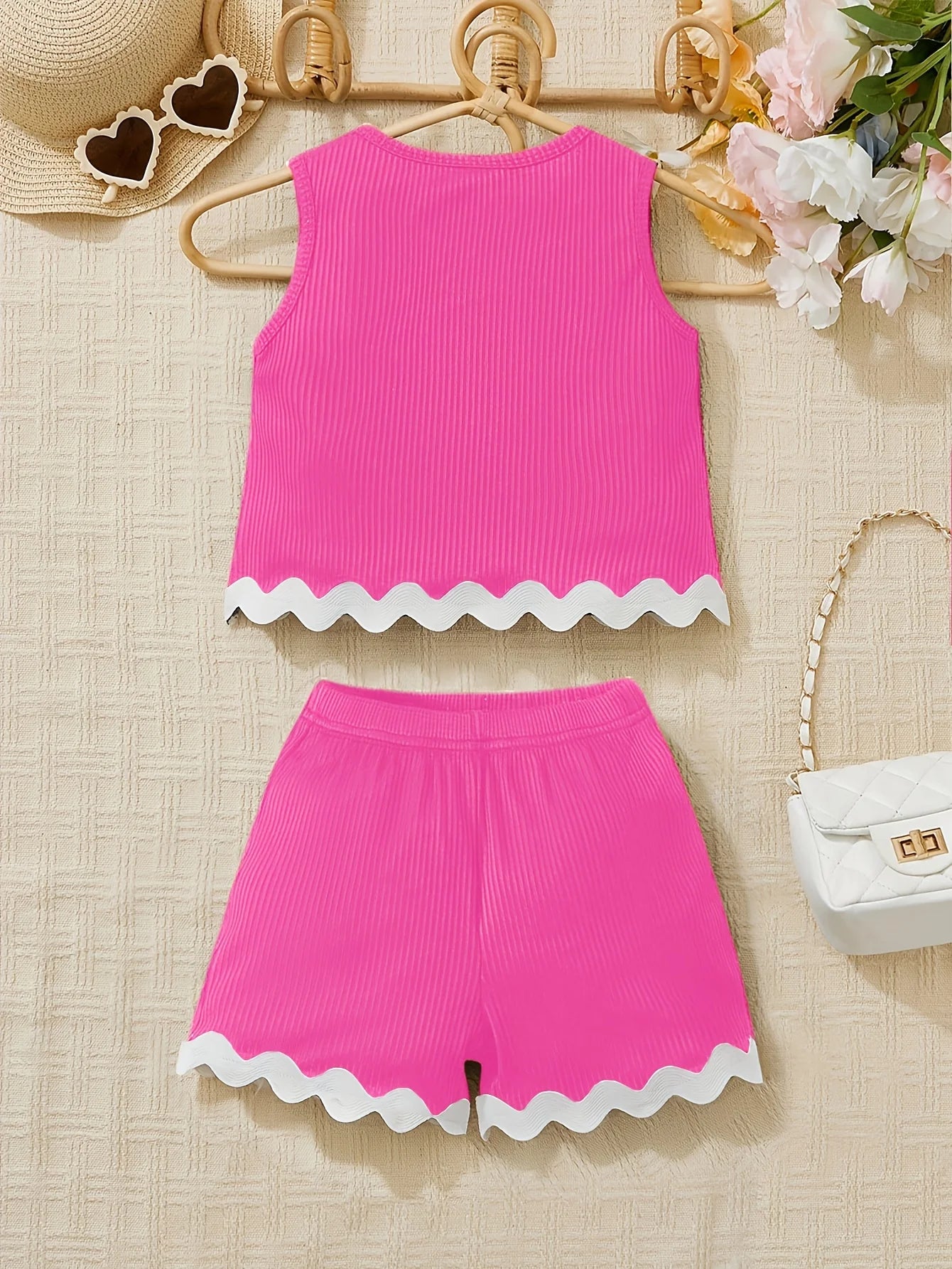 Ins Girls' Summer Outfit Set Young Girls' Vacation Style Solid Color Lace Vest Shorts Set