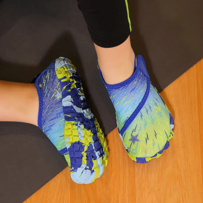 Kids Barefoot Beach Shoes Adults Aqua Shoes Gym Outdoor Training Footwear Unisex Quick-Drying Breathable Sneakers Size 27-36