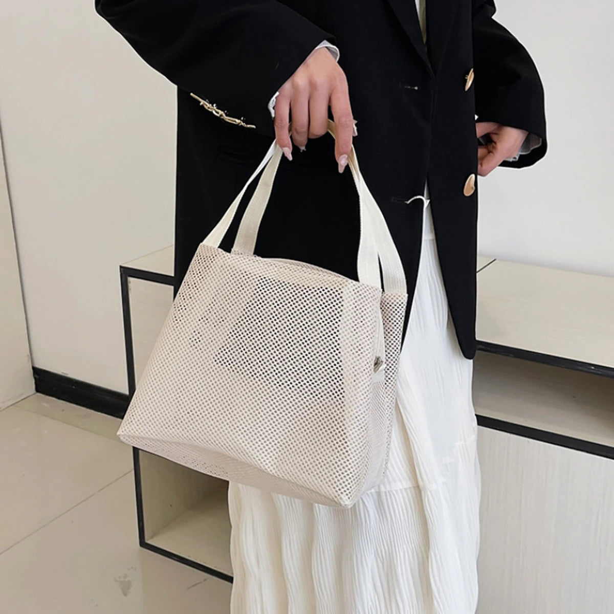 Large Capacity Travel Mesh Bag Portable Cosmetic Zipper Pouch with Handle New Design Makeup Toiletry Beach Bag