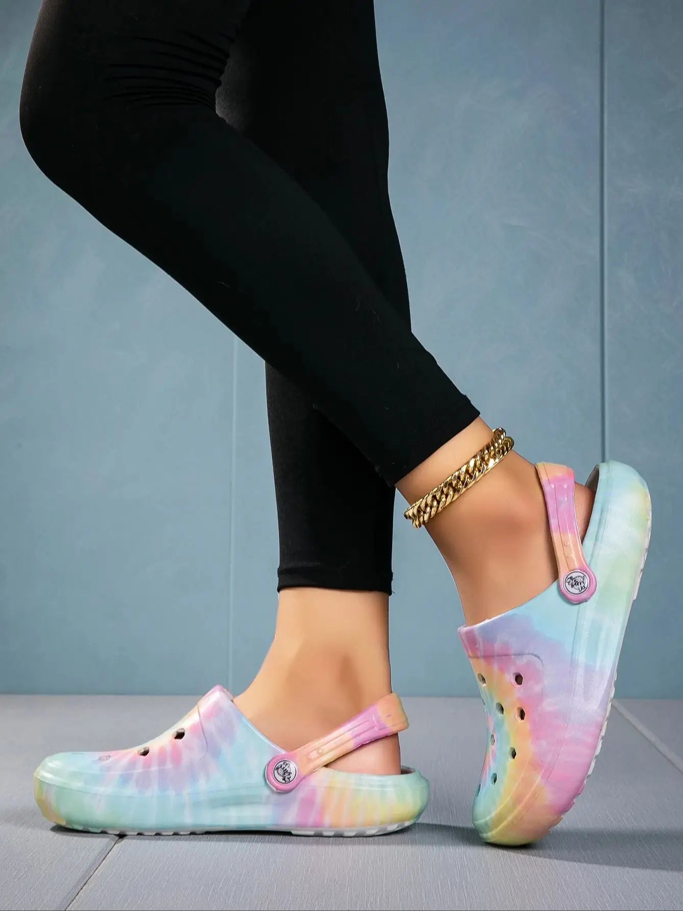 Garden Clogs Comfortable Women's Tie-dye Pattern Clogs, Slip On Lightweight Two-way Wear Clogs, Non-slip Summer Beach Slides 666