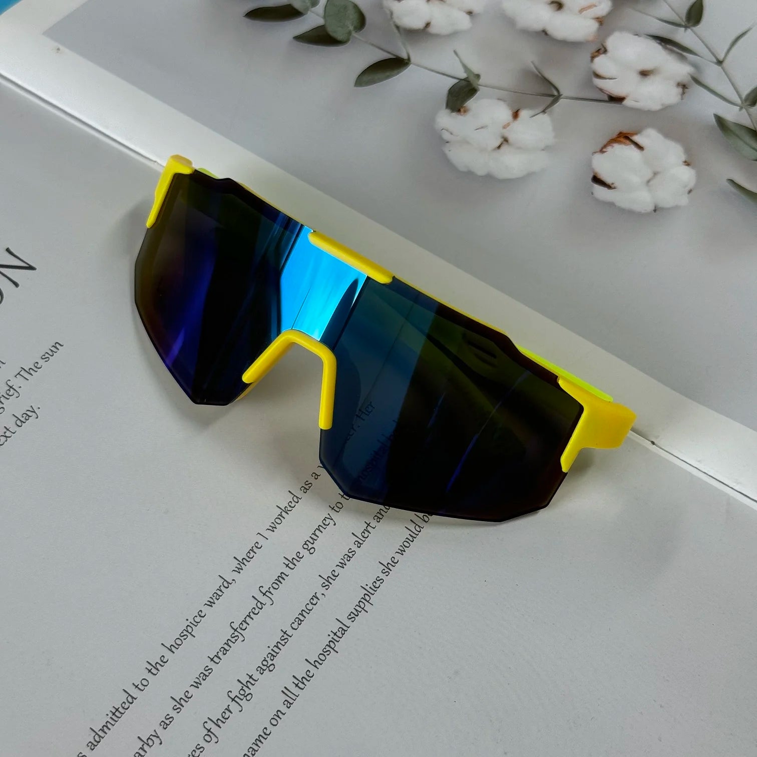 2025 New Arrival Fashion Outdoor Kids Glasses Square Frame Cycling Sunglasses Windproof UV Resistant Plastic Eyewears