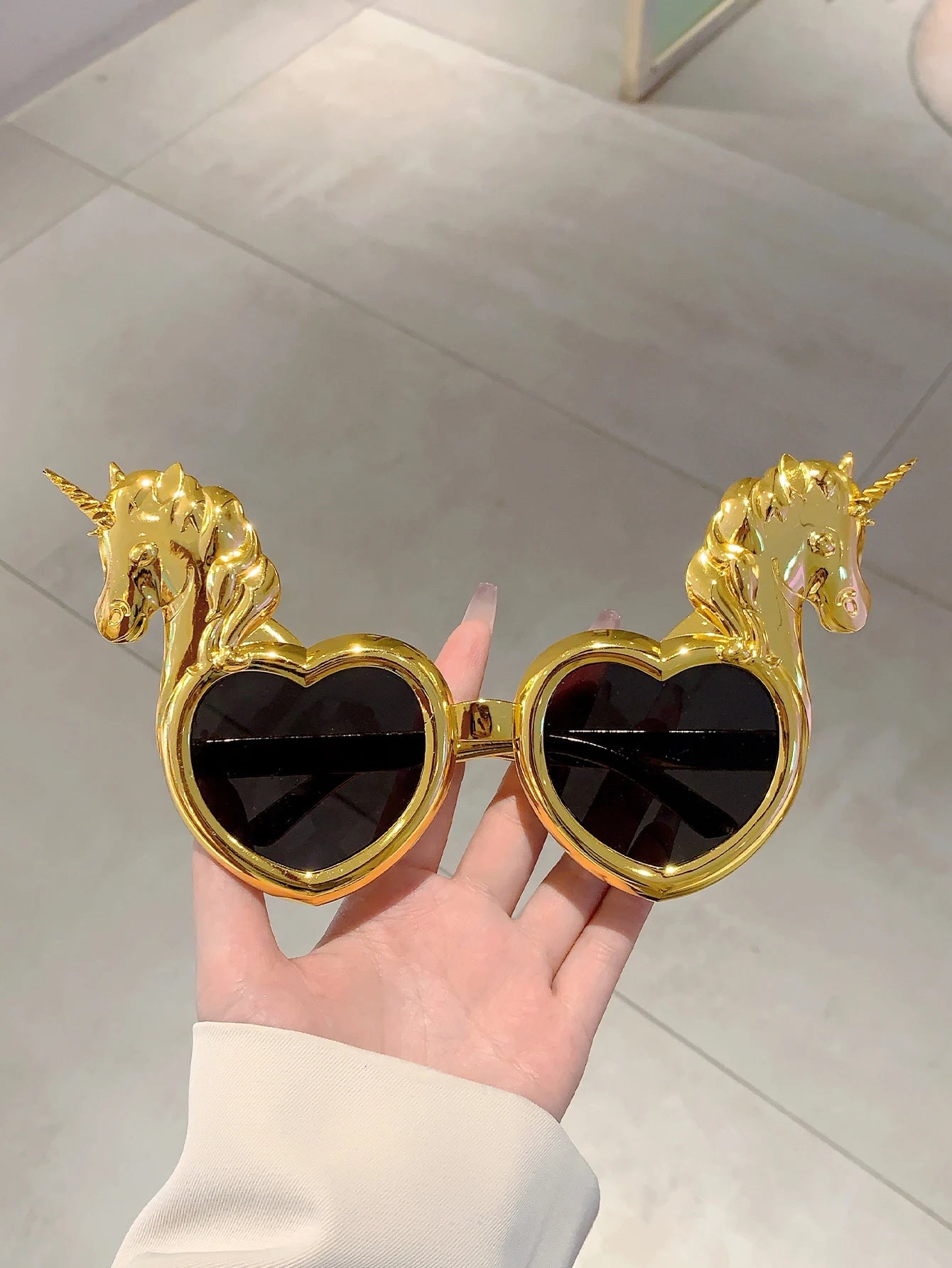 KAMMPT Novelty Party Shades Fun Hawaiian Tropical Fancy Photo Props Eyewear Summer Beach Party Decor Crazy Glasses for Adults