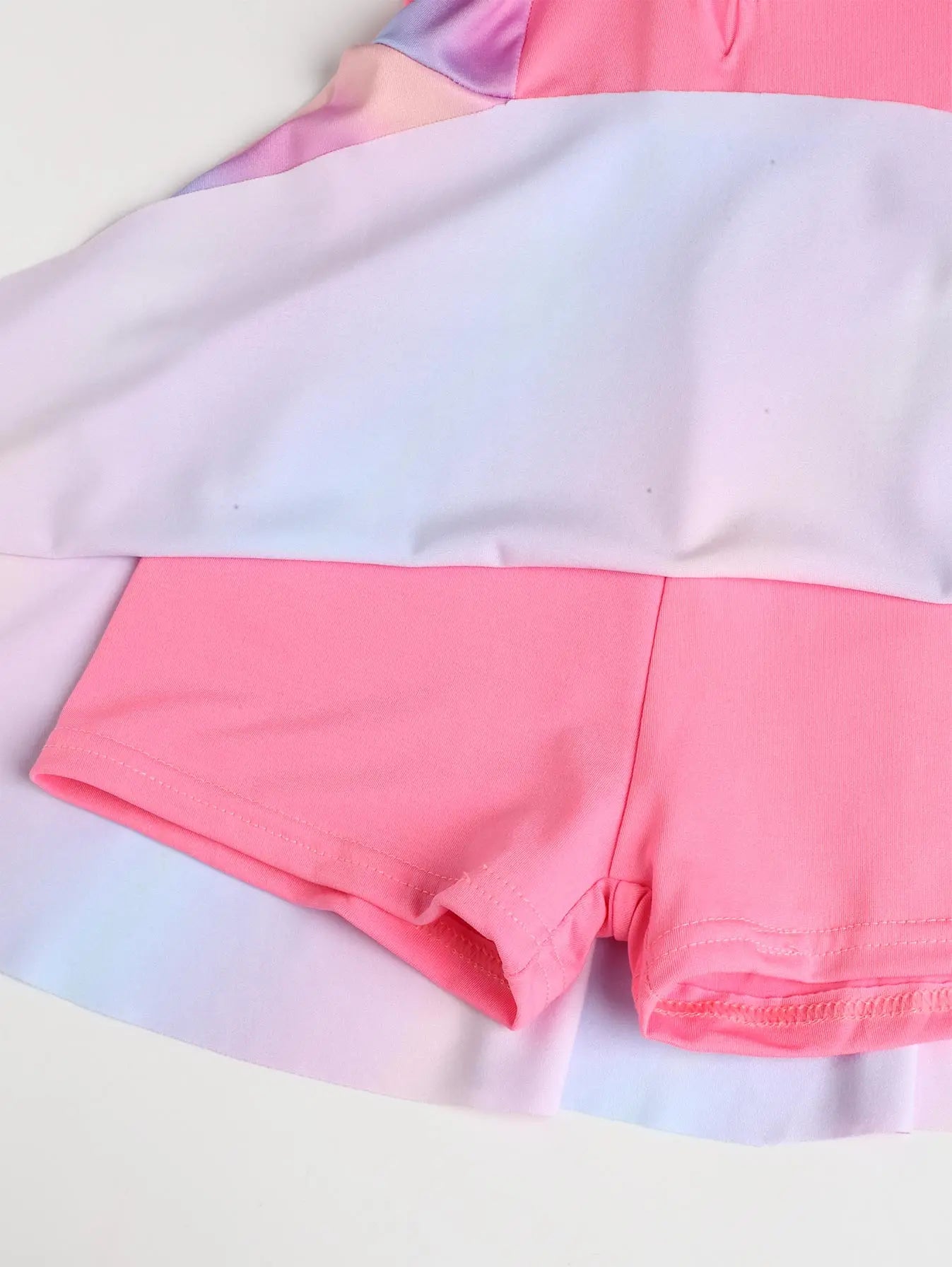 Fashion Girls One Piece Swim Dress Short Sleeve Color Block Swimsuit with Chest Pads Front Zipper And Safety Shorts Beachwear