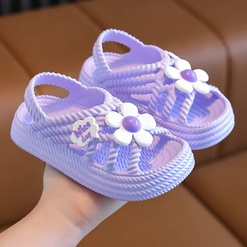 New Summer Children Slippers Flower Pattern Lithe Comfort Sandal For Aged 2-8 Girls Non-slip Seabeach Flip Flops Home Kids Shoes