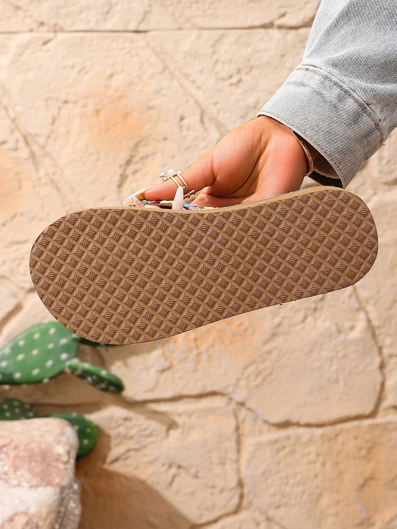 Women's Fashionable Raffia College-Style Vacation Beach Flat Flip-Flops
