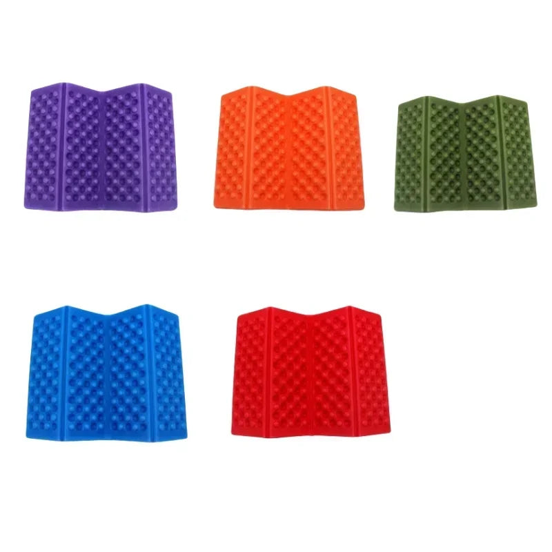 Folding Camping Mat Seat Waterproof XPE Foam Seat Cushion Poatable Picnic Pad Beach Chair for Hiking Fishing Mountaineering