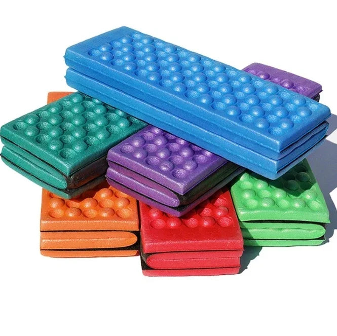 Folding Camping Mat Seat Waterproof XPE Foam Seat Cushion Poatable Picnic Pad Beach Chair for Hiking Fishing Mountaineering