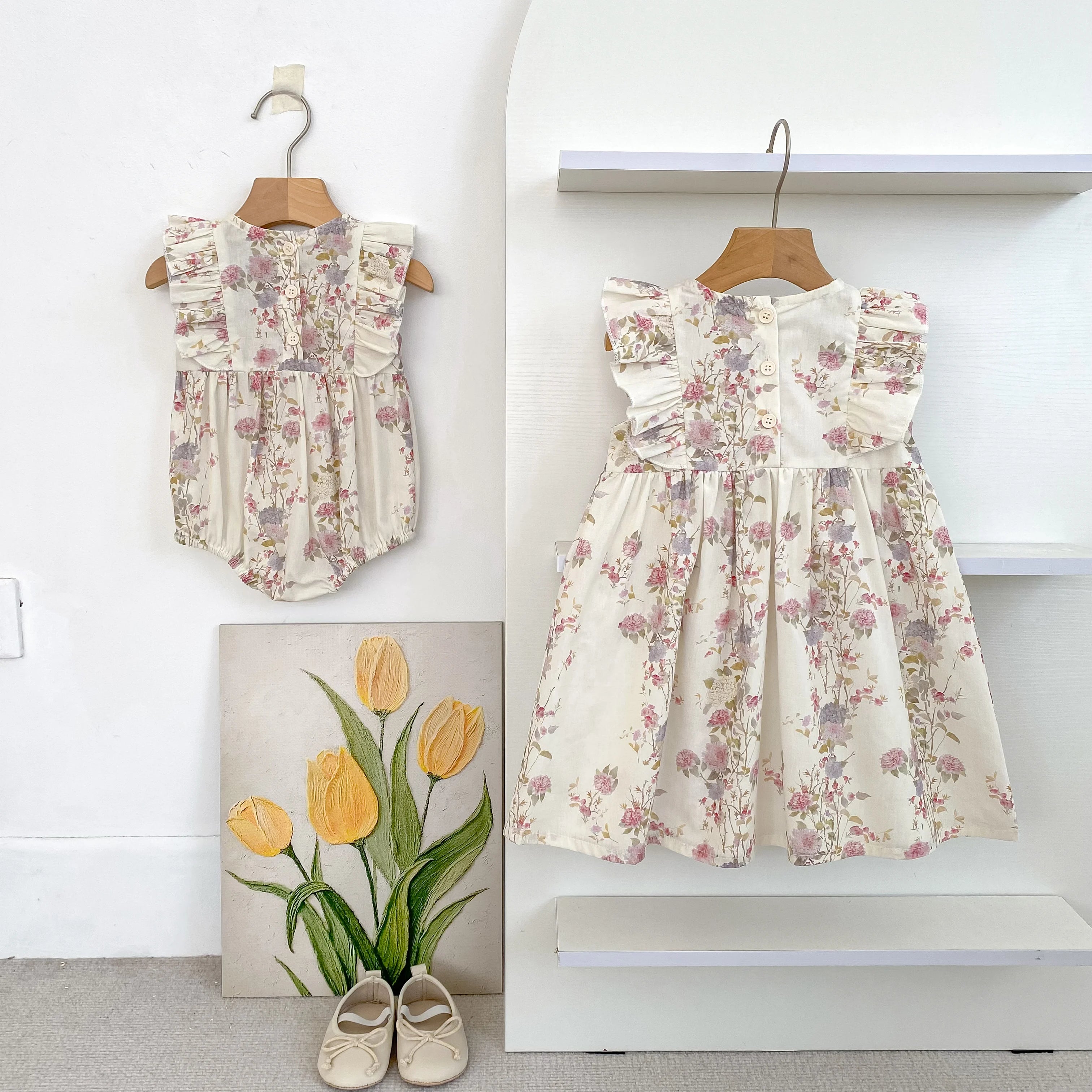 Girls Pink Floral Dress Ruffle Baby Romper Dress Summer Kids Short Sleeve Beach Dresses Toddler Bodysuit Sister Family Clothes