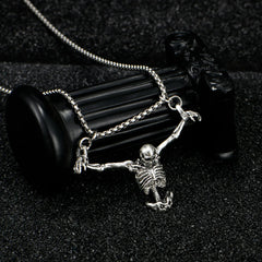 A Fashionable and Creative New Halloween Punk Style Skull Necklace Halloween Gift
