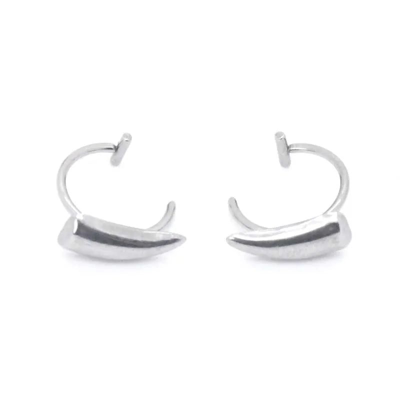 Stainless Steel Gothic Sharp Teeth Lip Clip for Women Men Punk Non Piercing Fake Body Piercing Halloween Jewelry Accessories