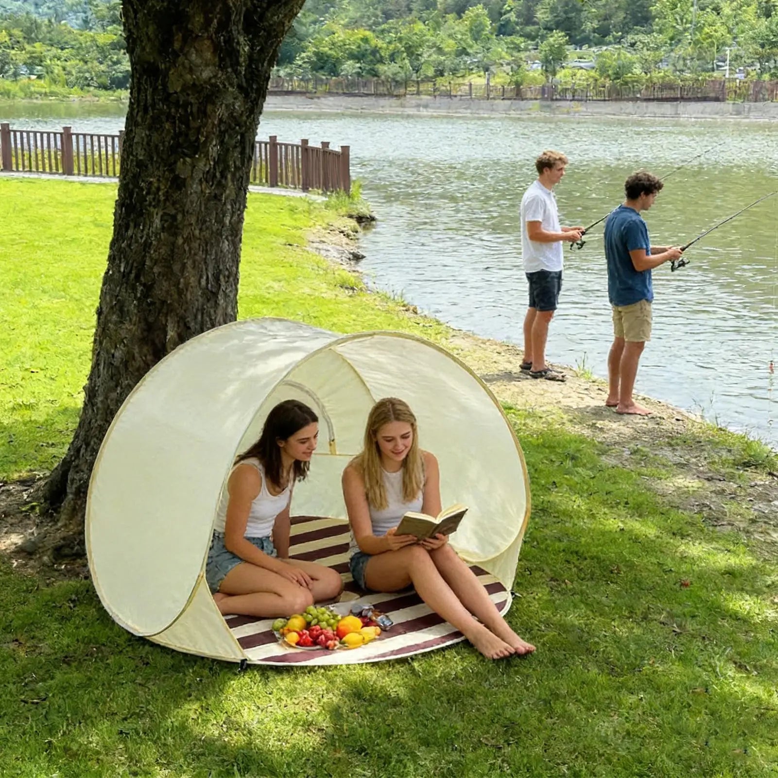 Beach Tent 3/4 Person Easy Pop Camping Canopy Beach Shelter with Ventilating Mesh Window for Outdoor Camping Picnic Garden