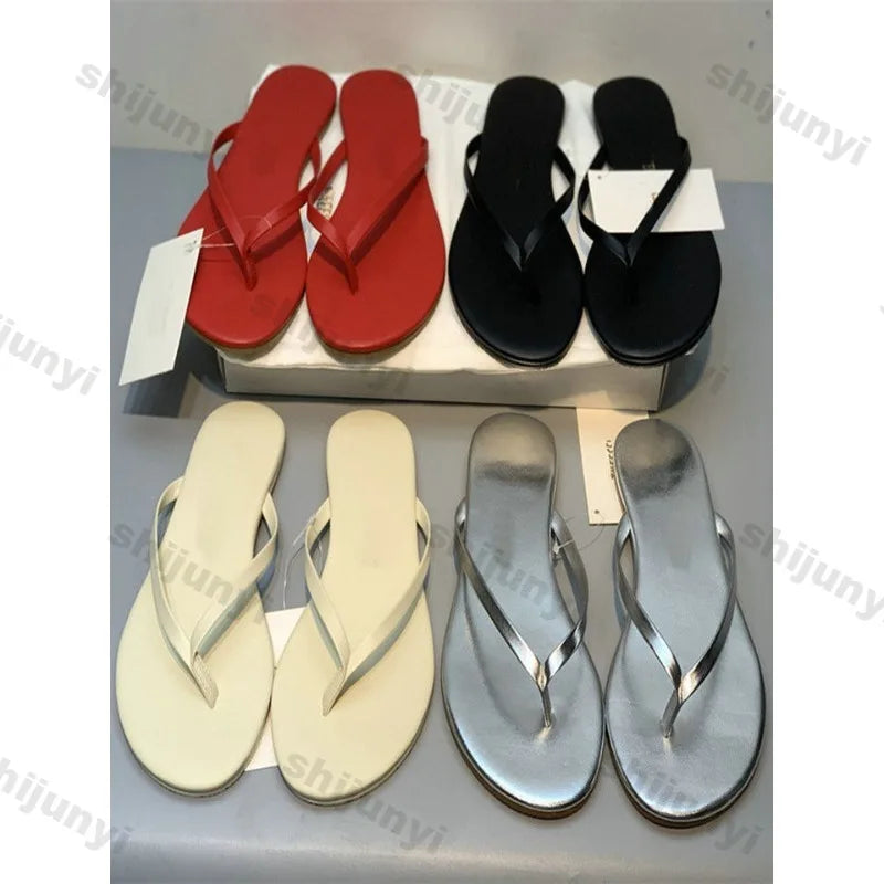 Women Flip Flops 2026 Summer New Comfortable Breathable Soft Bottom Beach Muje Lightweight Fashion Outdoor Slip on Casual Flats