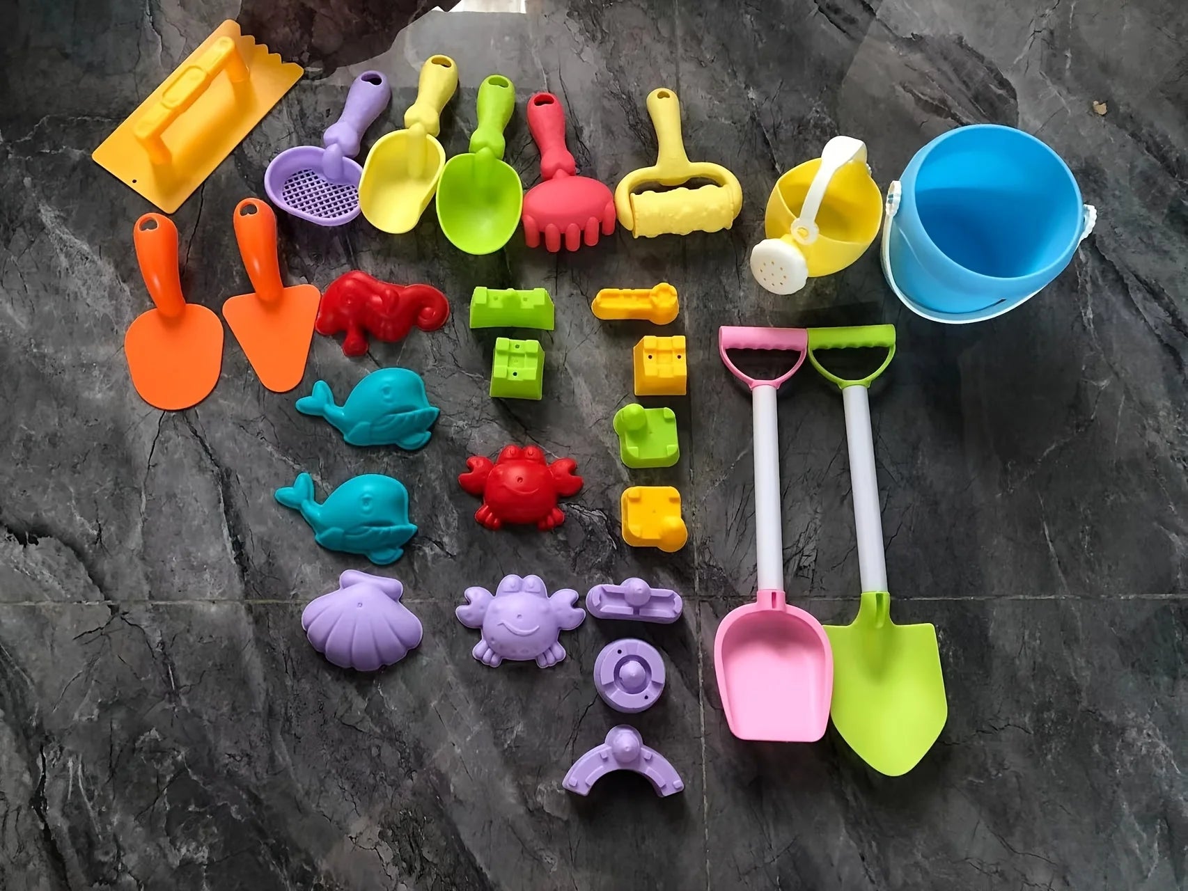 Beach Toys for Kids Sand Toys Set with Sand Bucket Shovel Rake for Beach Sandbox Toys Summer Outdoor Gift Kit for Boys Girls