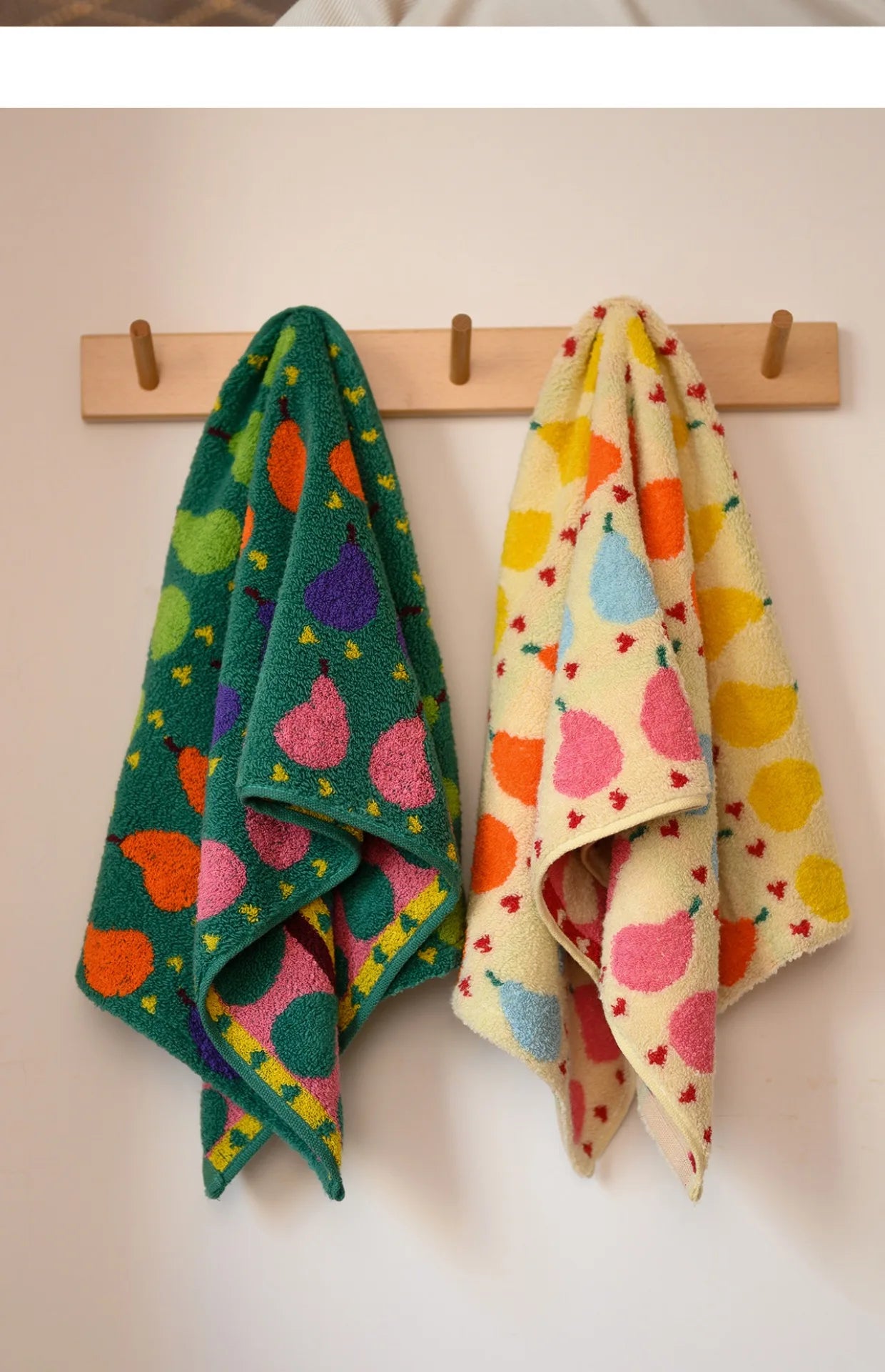 Cute Graffiti  Pears Patter Cotton Soft Face Towel for Kids Absorbent Bath Towel Comfortable Cotton Household Towel Beach Towels