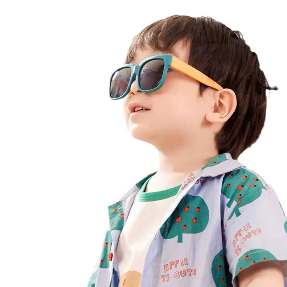 Kids Sunglasses for Toddler Boys and Girls Foldable Sunglasses Children Eyewear Square Frame Travel Goggle UV 400 Shades Eyewear