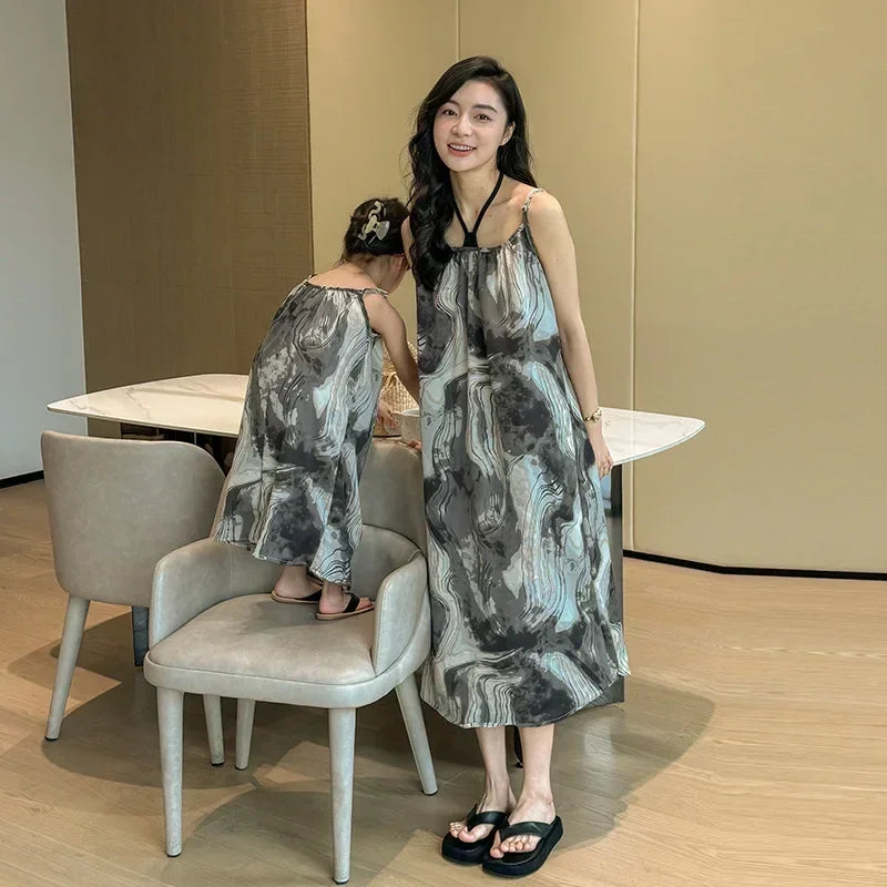 2025 Vacation Look Family Clothes Couple Beach Wear Brother Sister Dad Son Print Shirts Mom Daughter Matching Sleeveless Dress