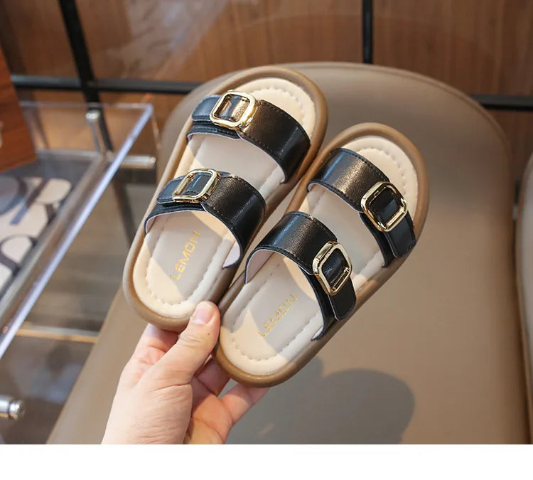 New Summer Slippers Boy Fashion Thick Bottom Flip Flops for Children Cut-outs Girls Beach Shoes
