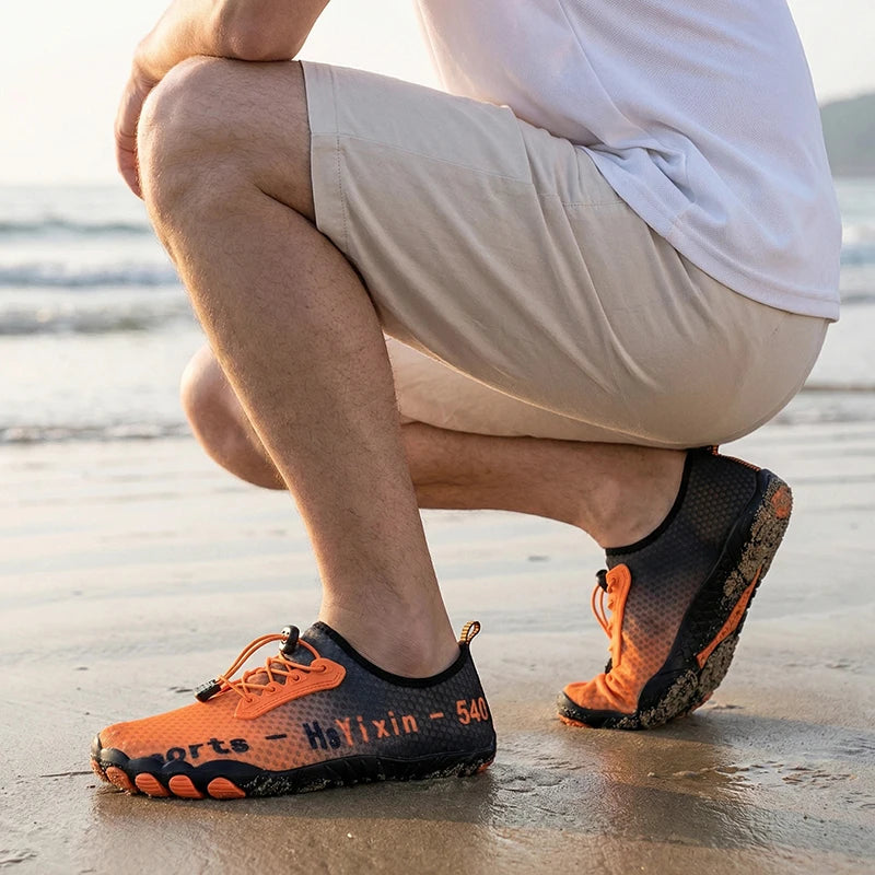 Breathable Boys and Girls Aqua Shoes Anti-Bump Toe Drainage Design Outdoor Hiking and Wading Water Shoes Barefoot Shoes