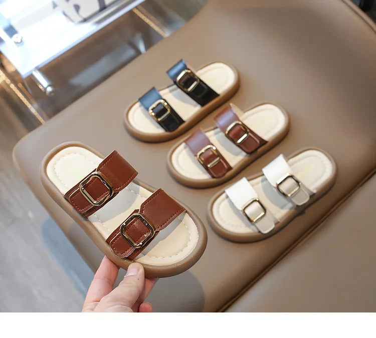 New Summer Slippers Boy Fashion Thick Bottom Flip Flops for Children Cut-outs Girls Beach Shoes